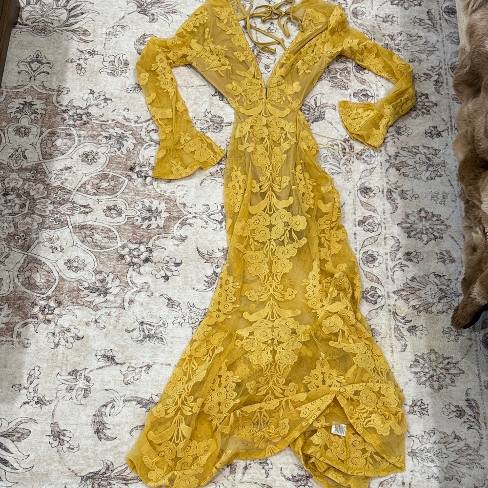 G/FORE Yellow Floral Lace Long Sleeve Dress